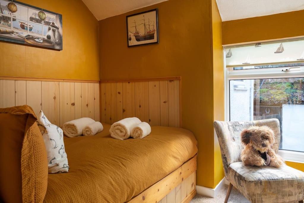 Fantastic Sea Views At Century'S Old Alma'S Cottage - Sleeps Up To 8 Guests Penmaenmawr Bagian luar foto
